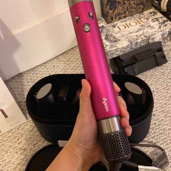 [Sold] Dyson airwrap latest version pink long - Picture 13 of 14